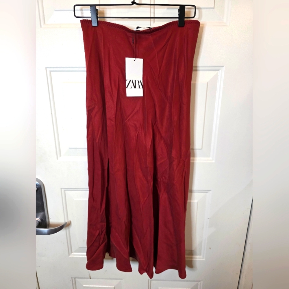 NWT Zara Skirt Burgundy / Red Size Small